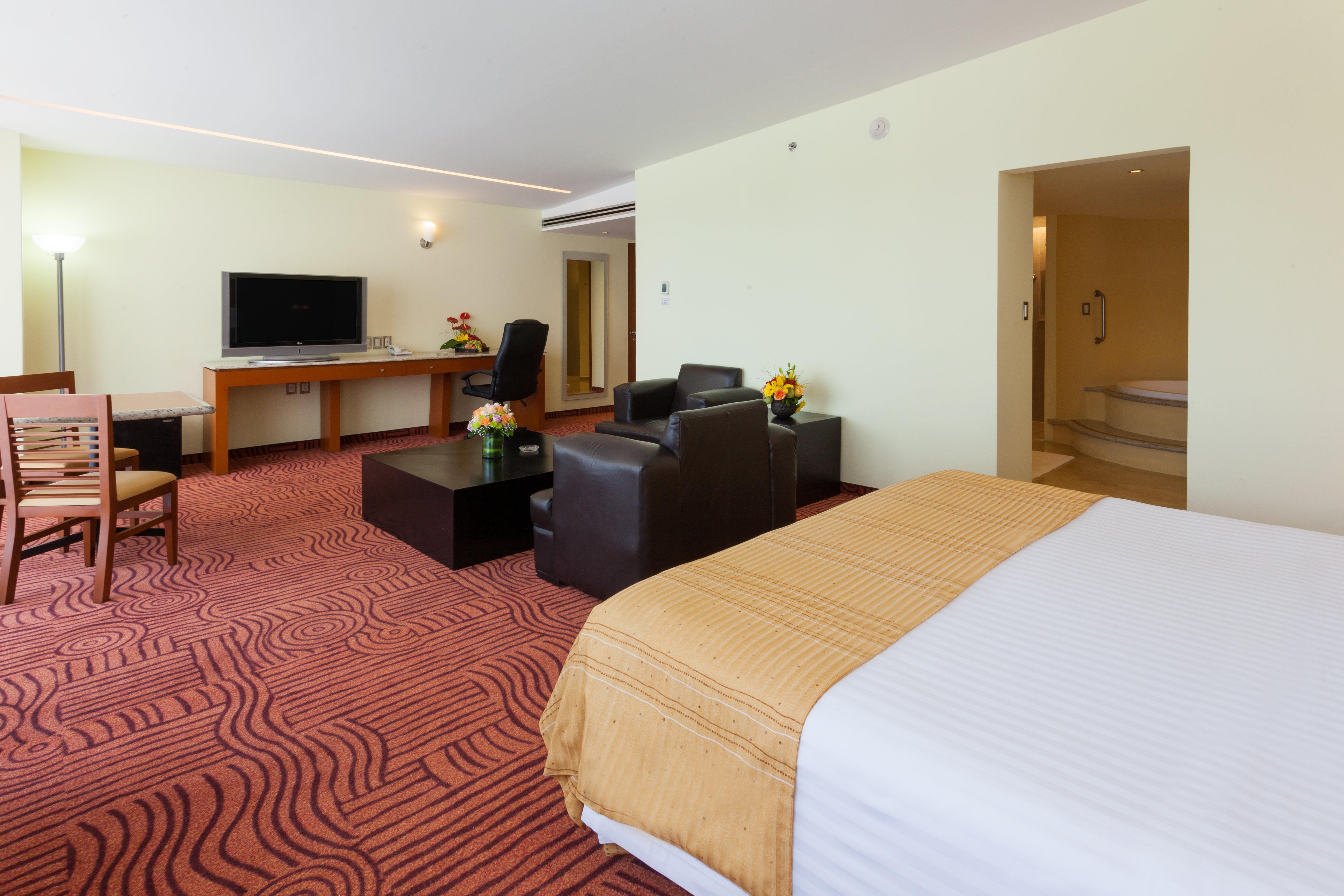 Holiday Inn Puebla Finsa By Ihg Ngoại thất bức ảnh